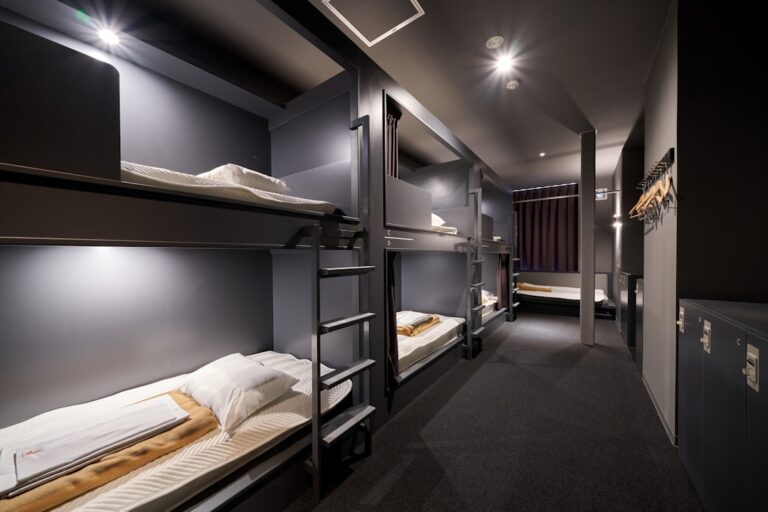 Best Hostels in Cairns 2025 — Reviewed for Every Budget - Backpacker Australia guide