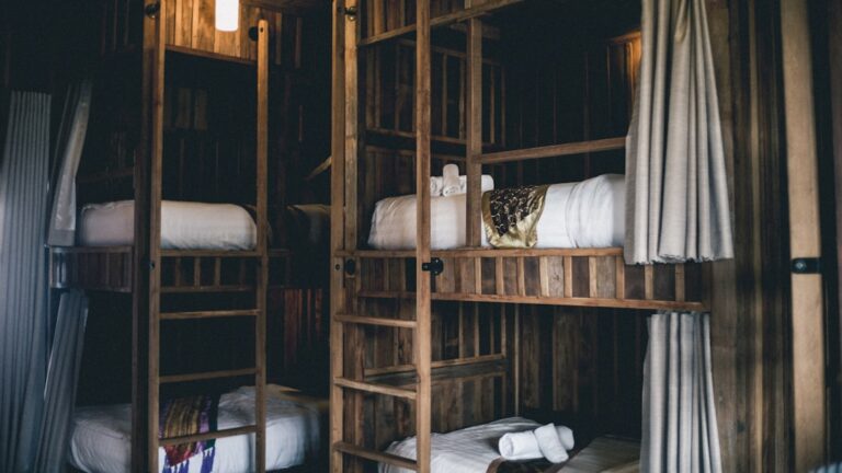 Best Hostels In Cairns For Backpackers: Best Places to Stay Guide - Backpacker Australia guide