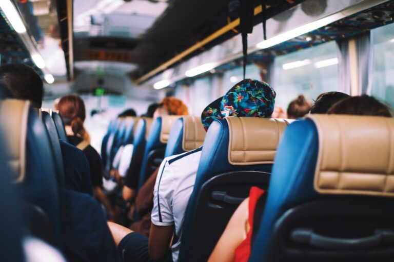 Backpacker Transport Cairns: Complete Backpacker Guide - Backpacker Australia guide