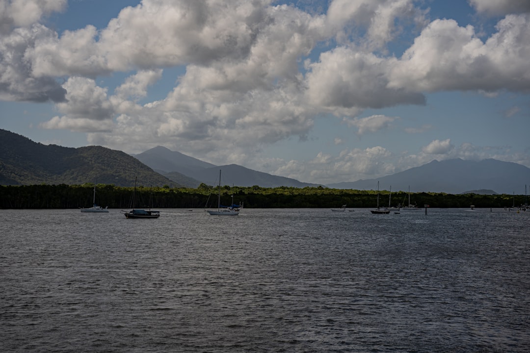 Trail Running Near Cairns: Complete Backpacker Guide - Backpacker Guide Cairns Australia
