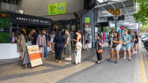 Rent Apartment Cairns Foreigners: Complete Backpacker Guide