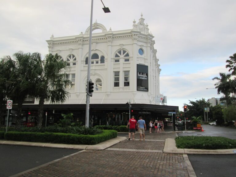 Family Friendly Cafes Cairns: Complete Backpacker Guide - Backpacker Guide Cairns Australia